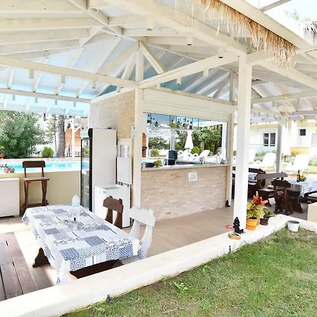 Guest house Laida 3*