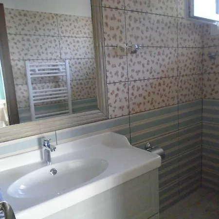 Laida Guest house 3*