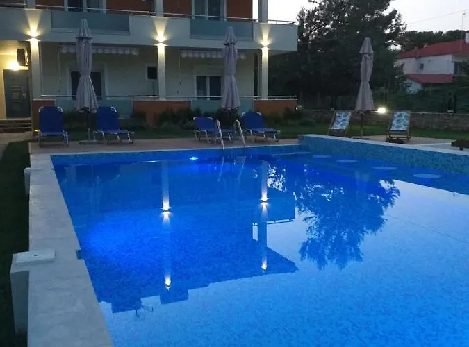 Laida Πανσιόν Πρίνος