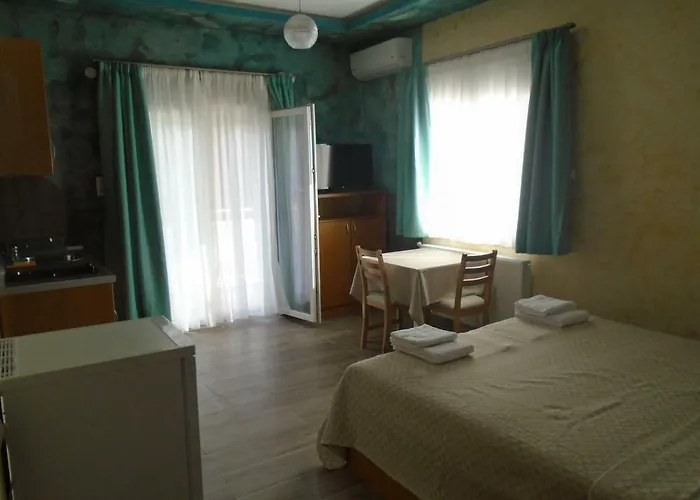 Πανσιόν Laida Πρίνος