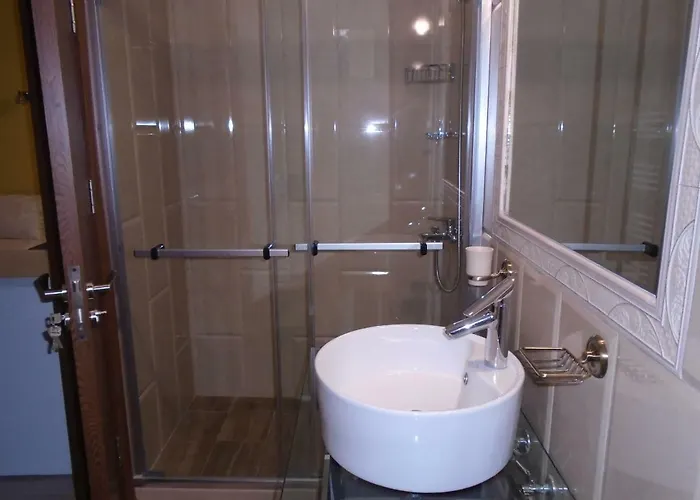 Laida Πανσιόν Πρίνος